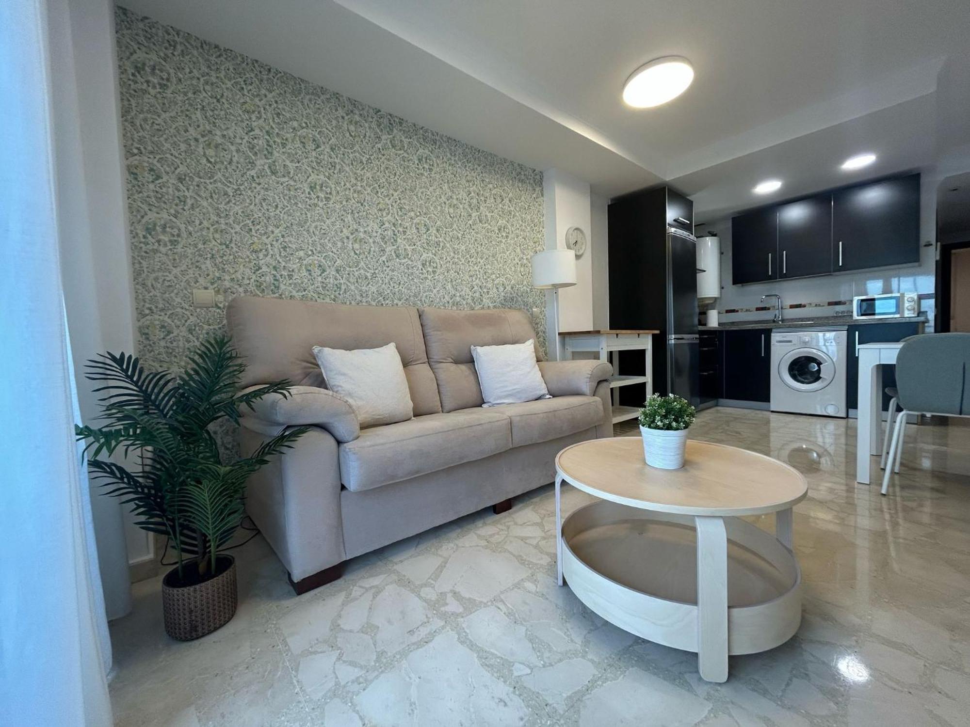 Maravilloso Apartamento En Primera Linea De Playa Con Vistas Al Mar En Caleta De Velez 2 D エクステリア 写真